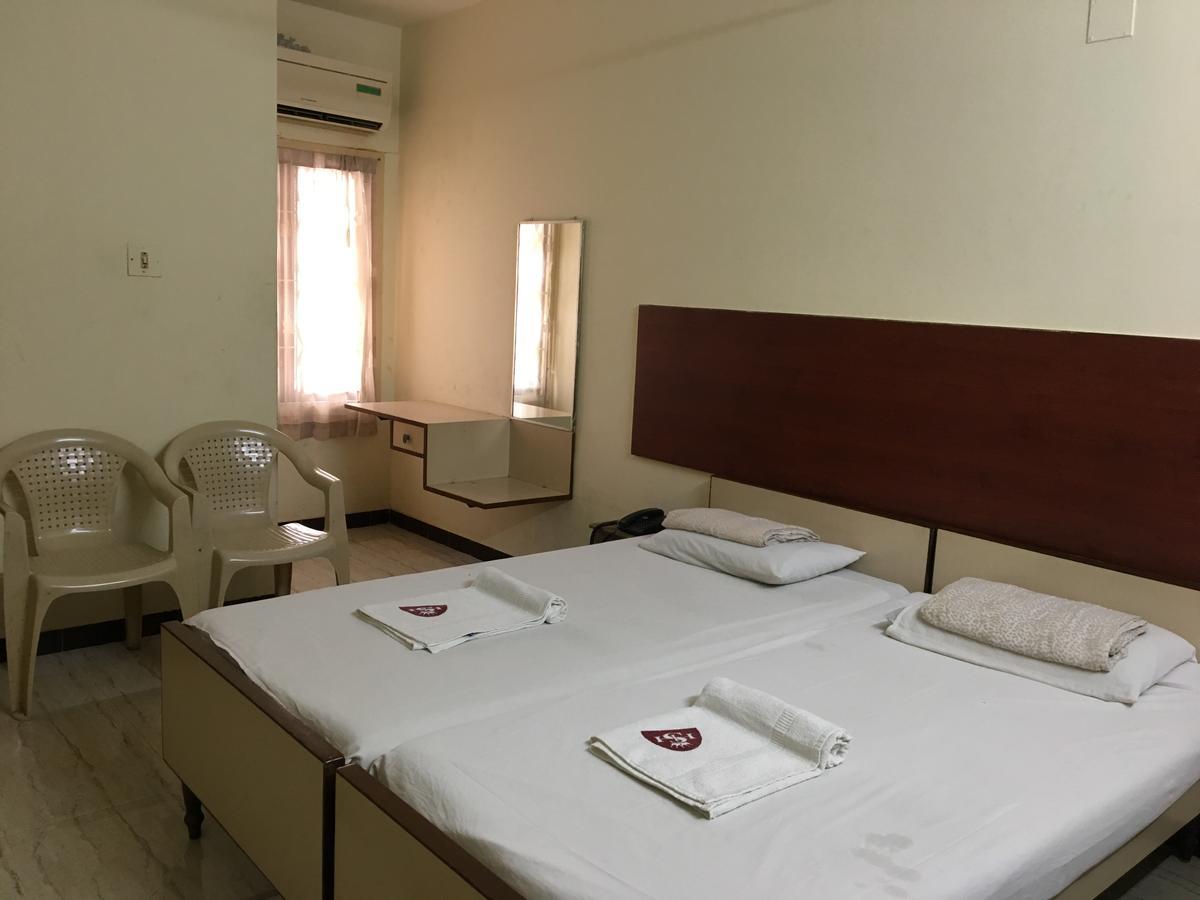 Hotel Subashini International Chennai Exterior foto